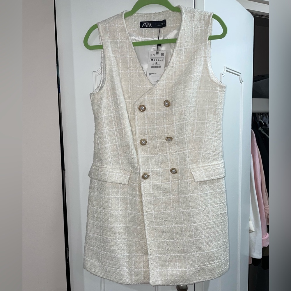 Zara Cream Sleeveless Double-Breasted Dress
